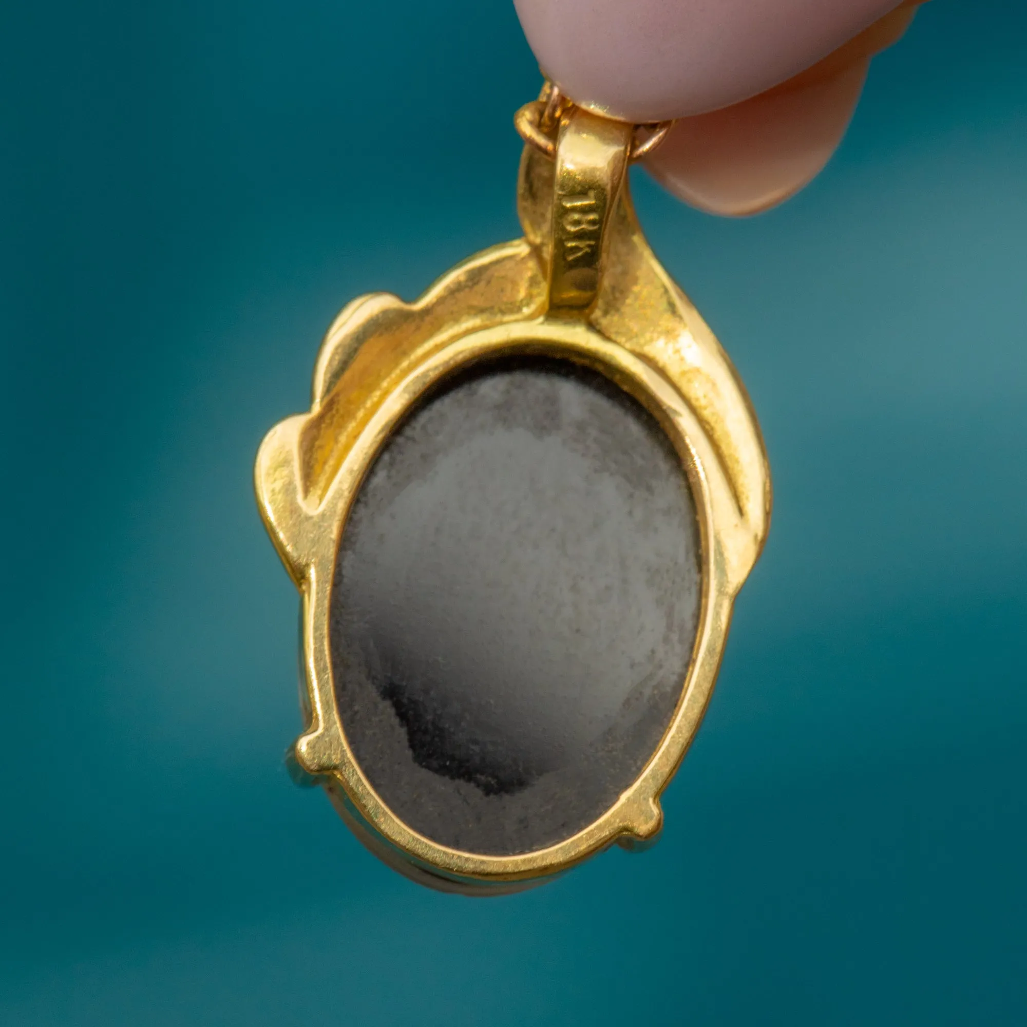 18ct Gold Opal Triplet Pendant