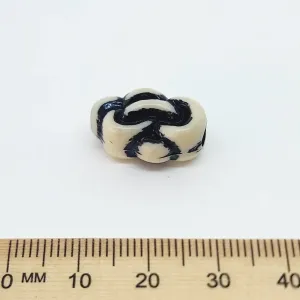 19x12mm Flat Knot (10) - White w. Black - South Western Style Vintage Beads