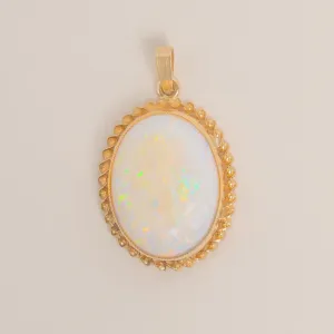 9ct Gold Opal Pendant, 8.80ct