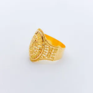 Attractive Gold Ring