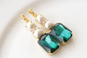 EMERALD PEARL EARRINGS