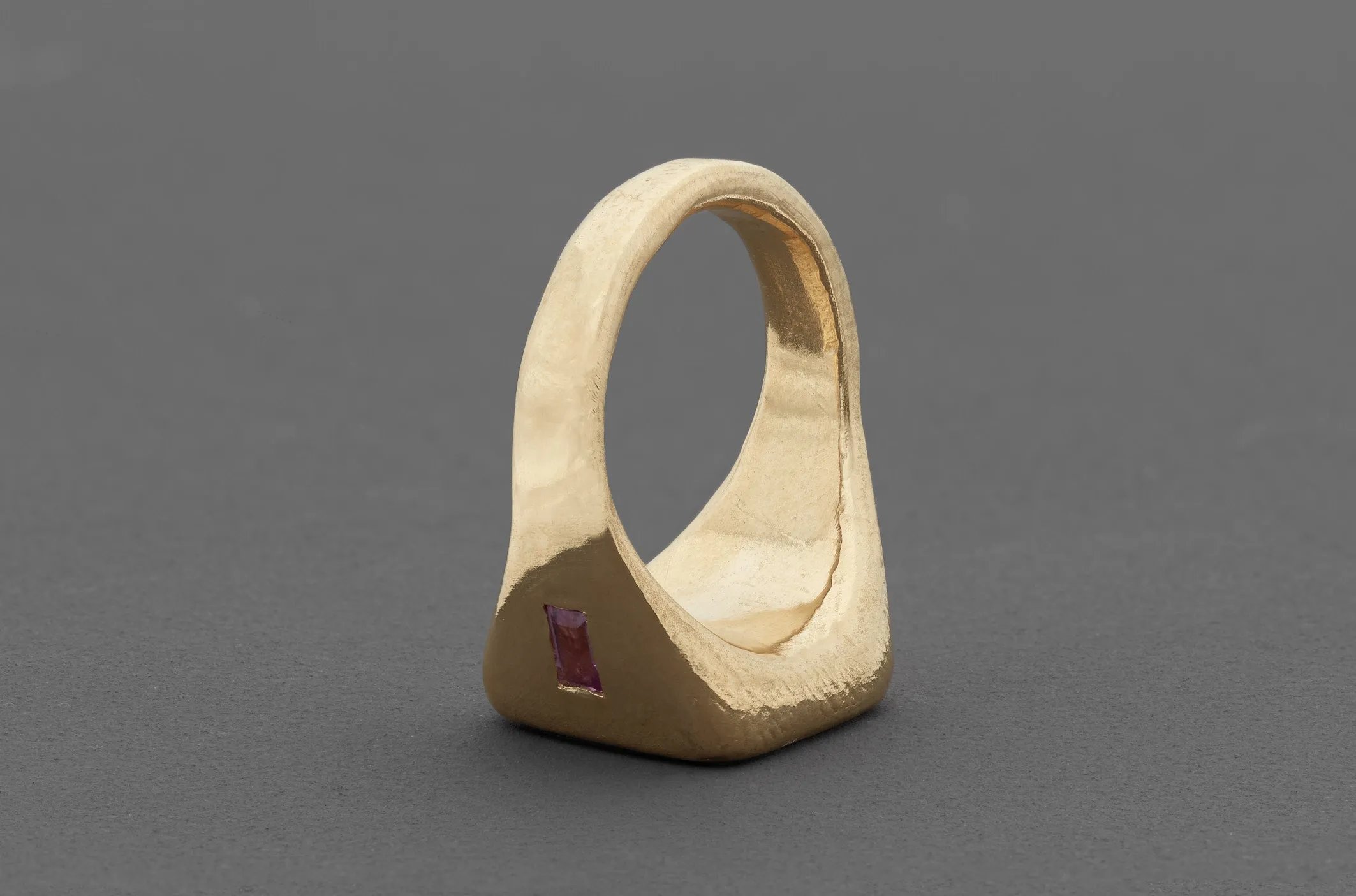 Tablet ring