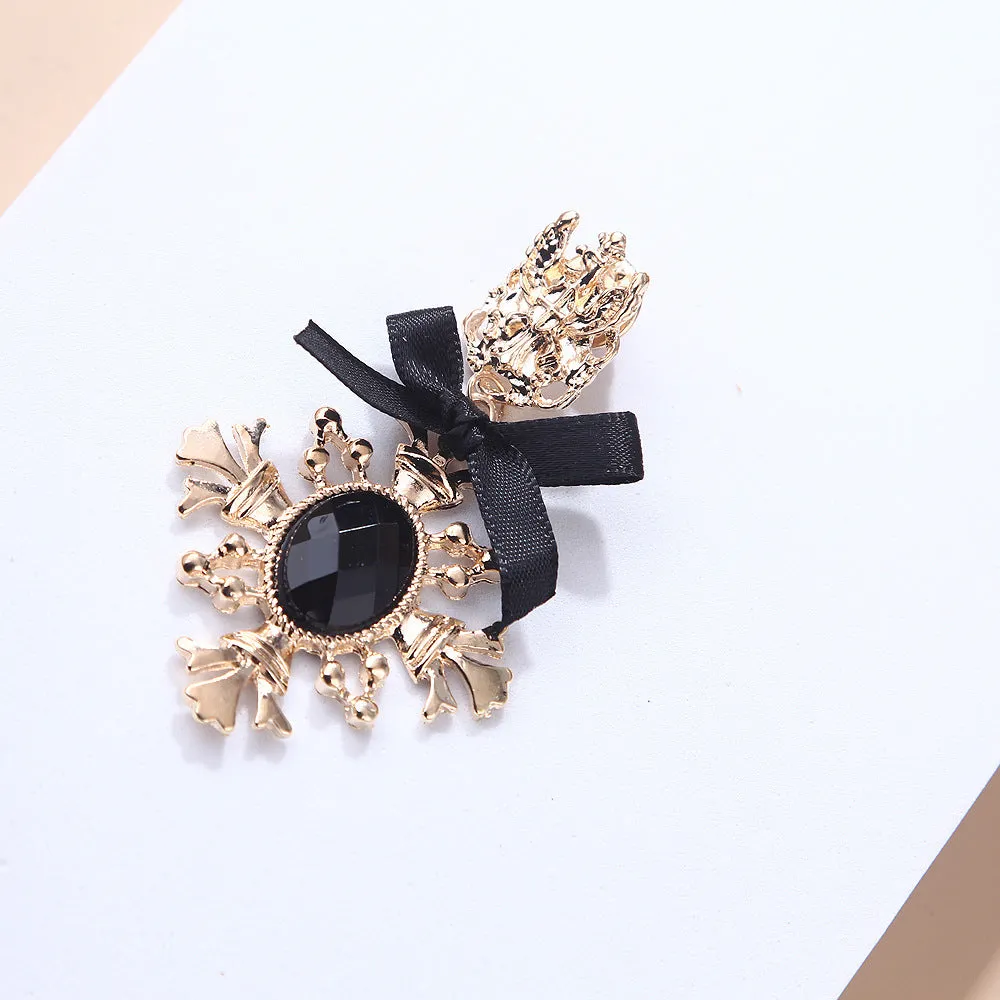 XSB031 - Vintage Crown Brooch